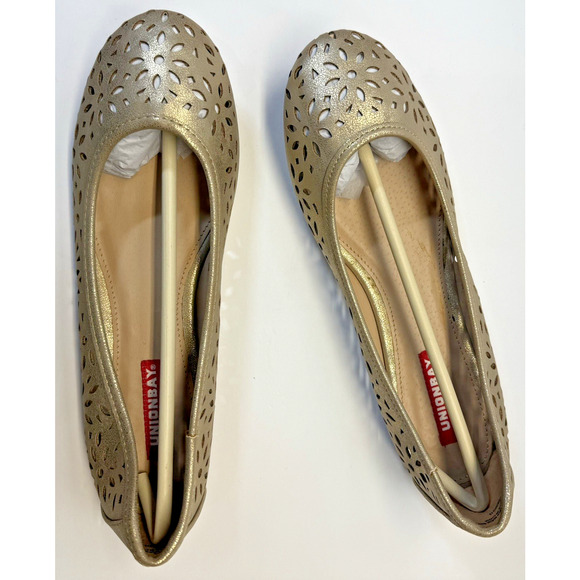 Unionbay Tanya Ballet Flat Women's Size 9 Gold Comfort Slip On Casual New in Box - Picture 4 of 11